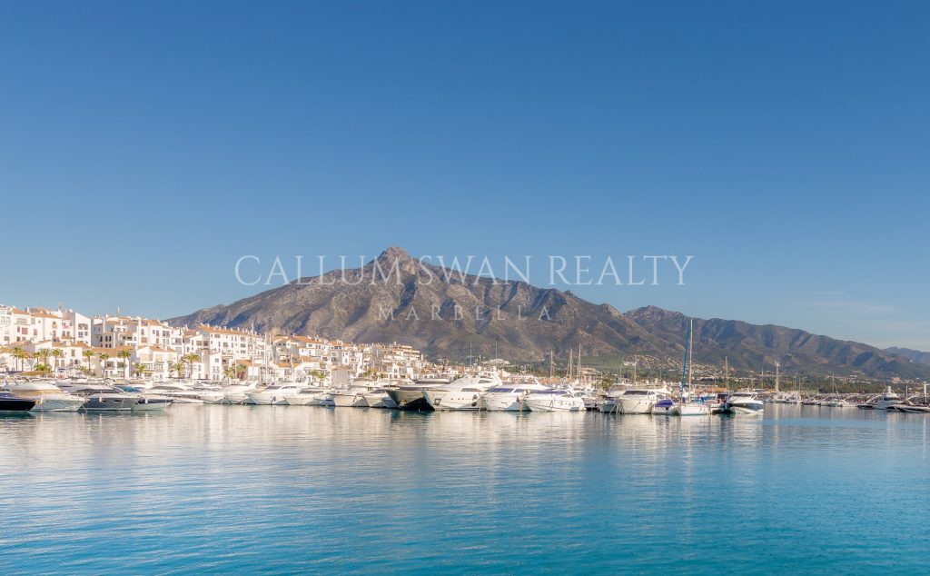 Puerto Banús: La ubicación perfecta para una vida de lujo