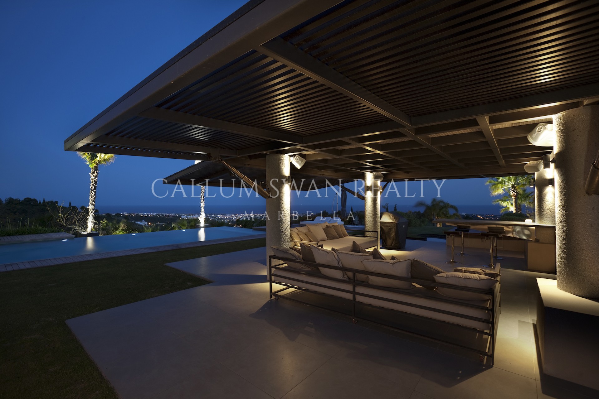 Villas and plots for sale near Marbella