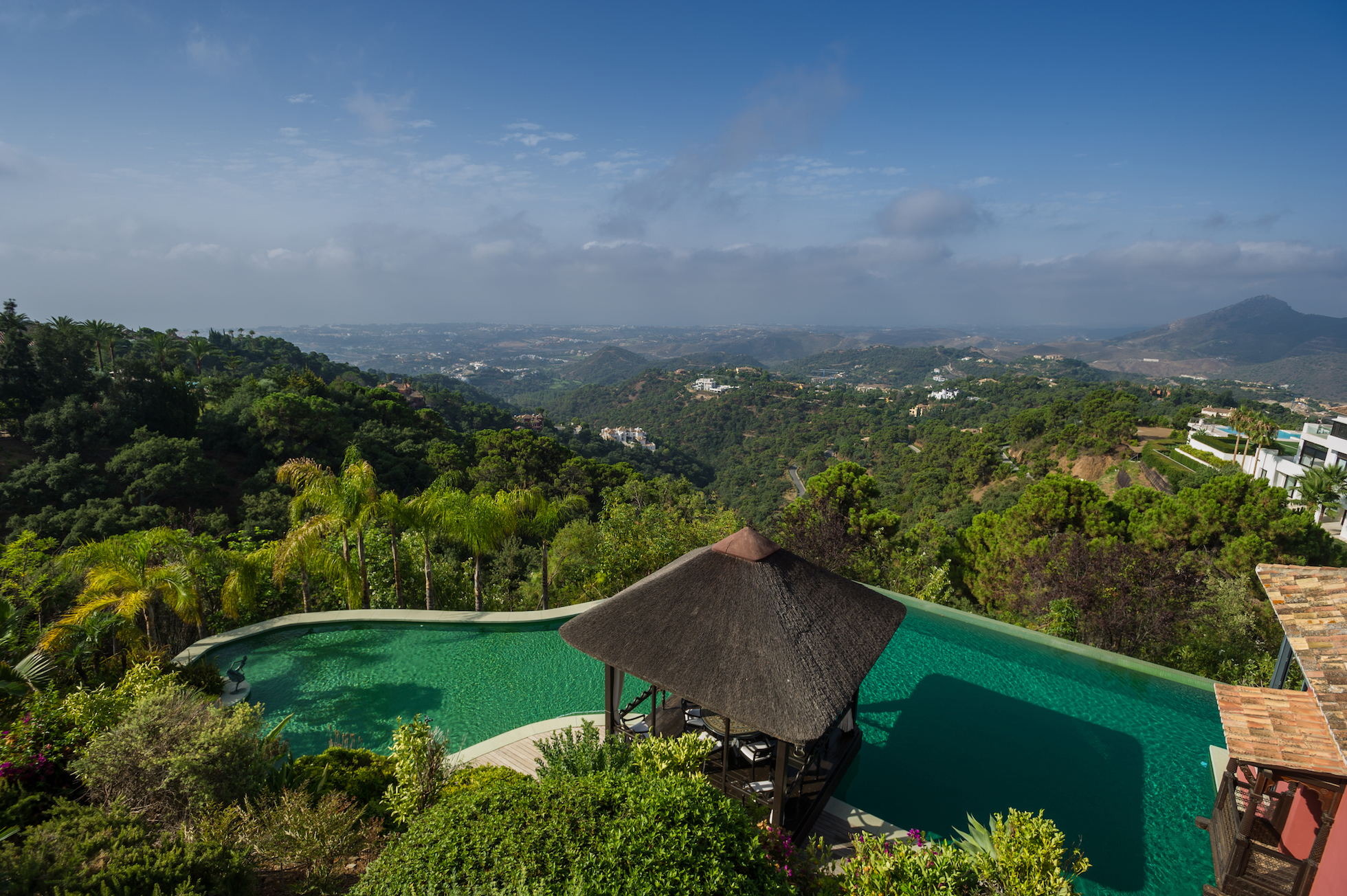 Pool and beautiful sea view in La Zagaleta Marbella