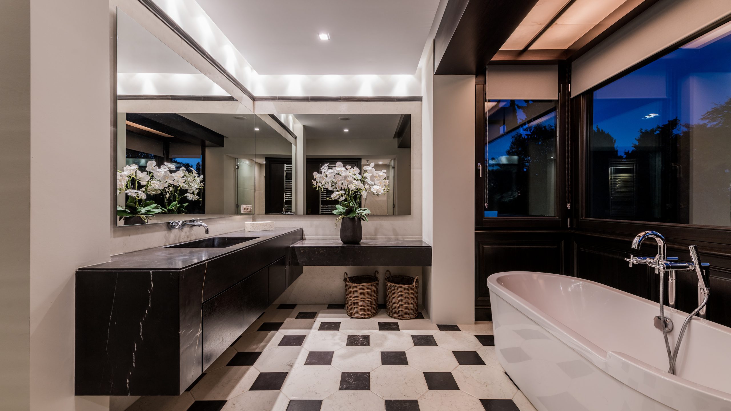 Design and stylish bathroom Marbella 