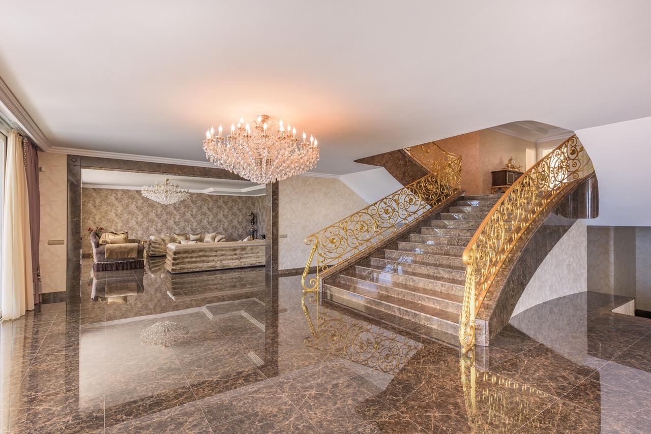 Entrance hall in Sierra Blanca Villa